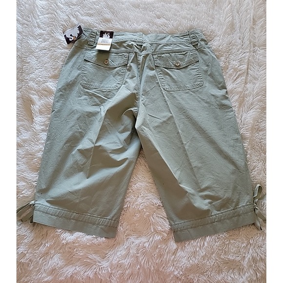 Gloria Vanderbilt Women's Capri Pants Mara Sage Green Size 16W - Picture 6 of 10